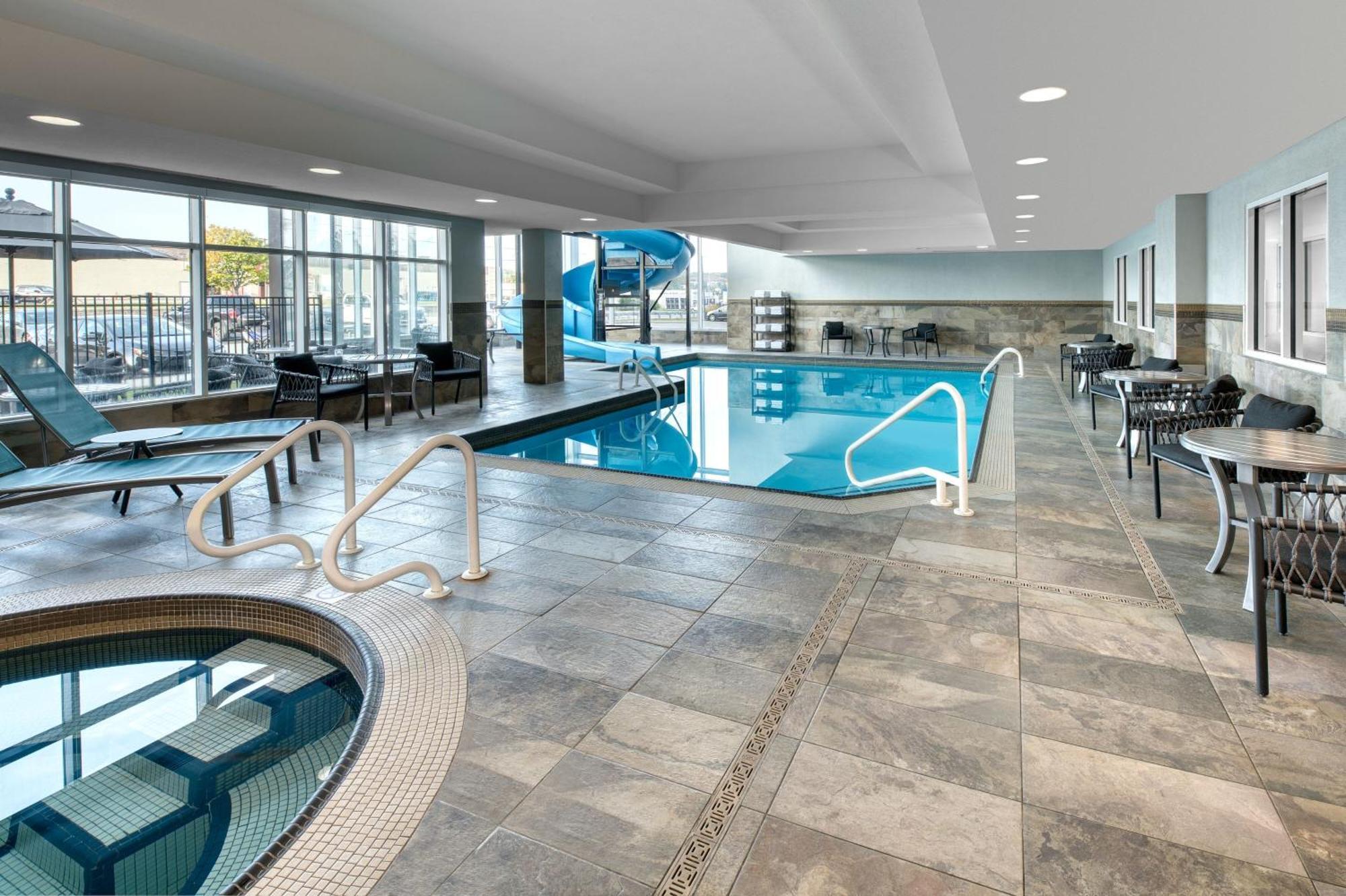 Towneplace Suites By Marriott Sudbury Esterno foto