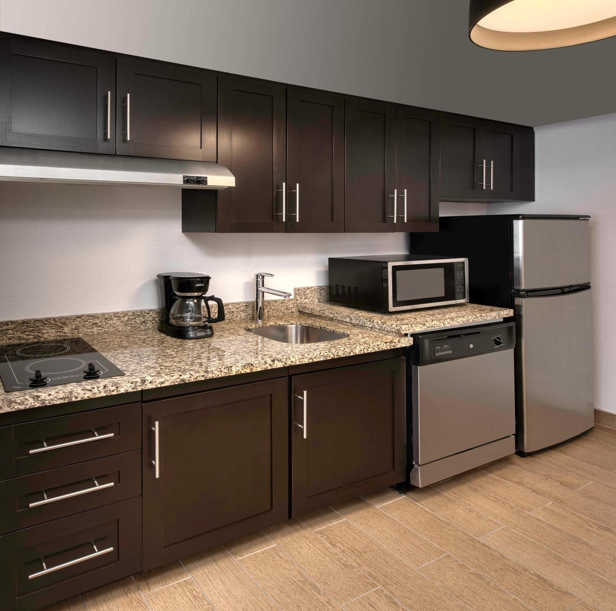 Towneplace Suites By Marriott Sudbury Esterno foto