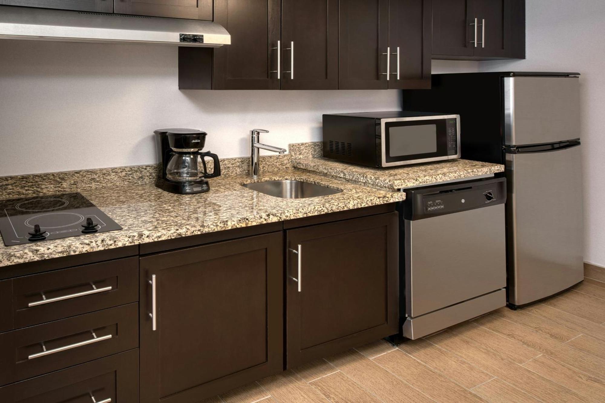 Towneplace Suites By Marriott Sudbury Esterno foto
