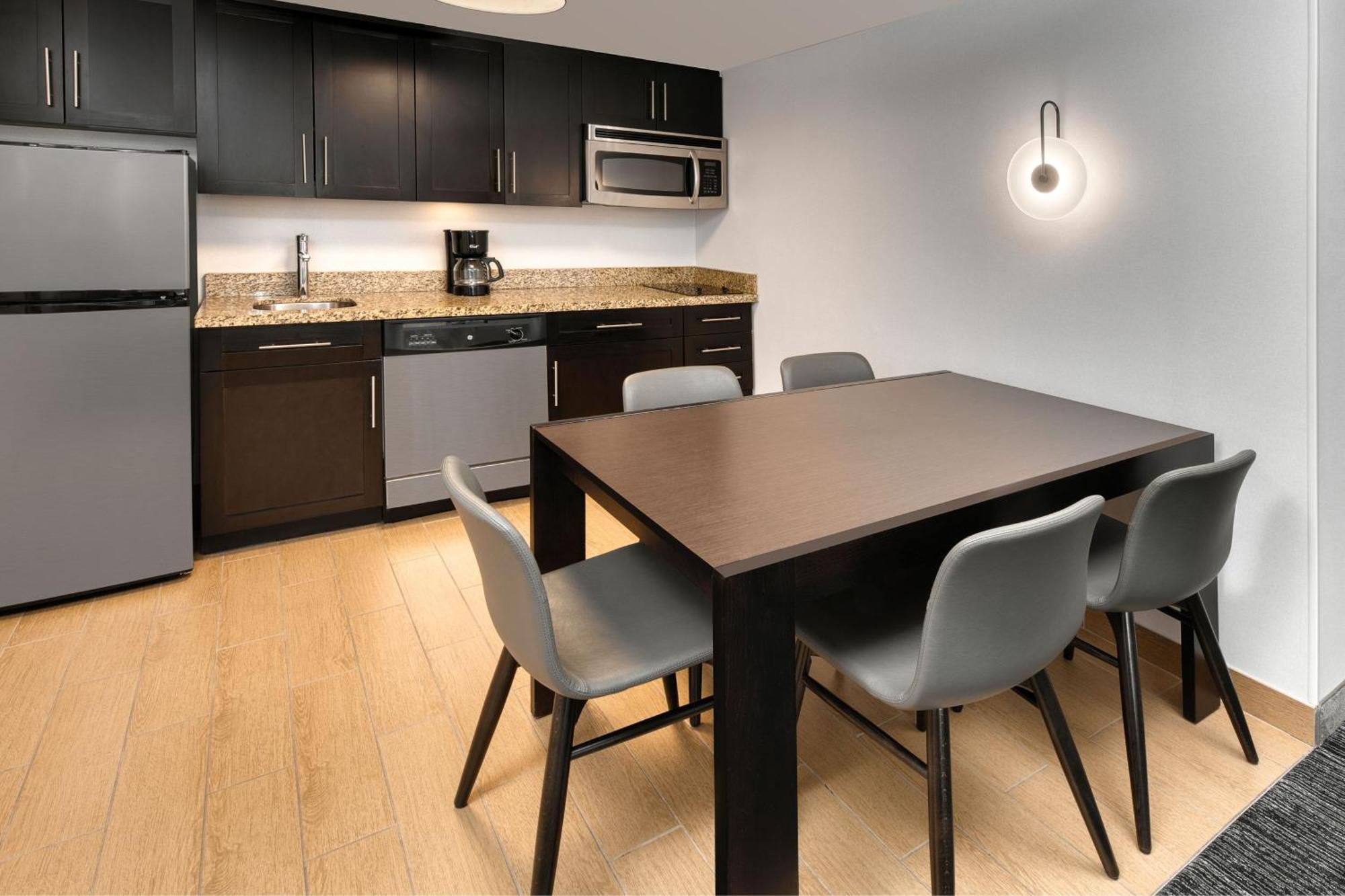 Towneplace Suites By Marriott Sudbury Esterno foto